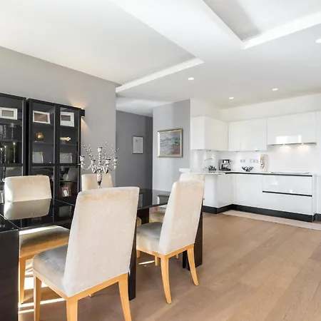 Apartment Spacious Standing Acparking *