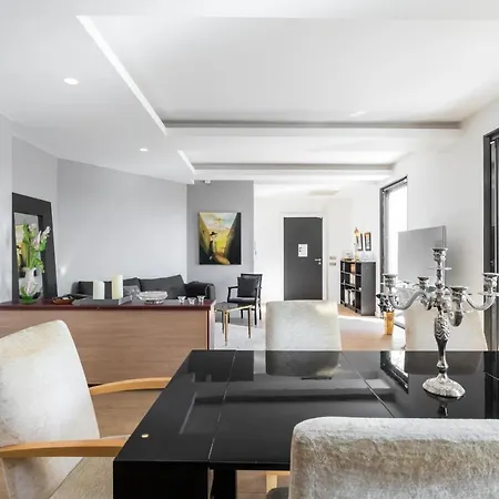 Apartment Spacious Standing Acparking